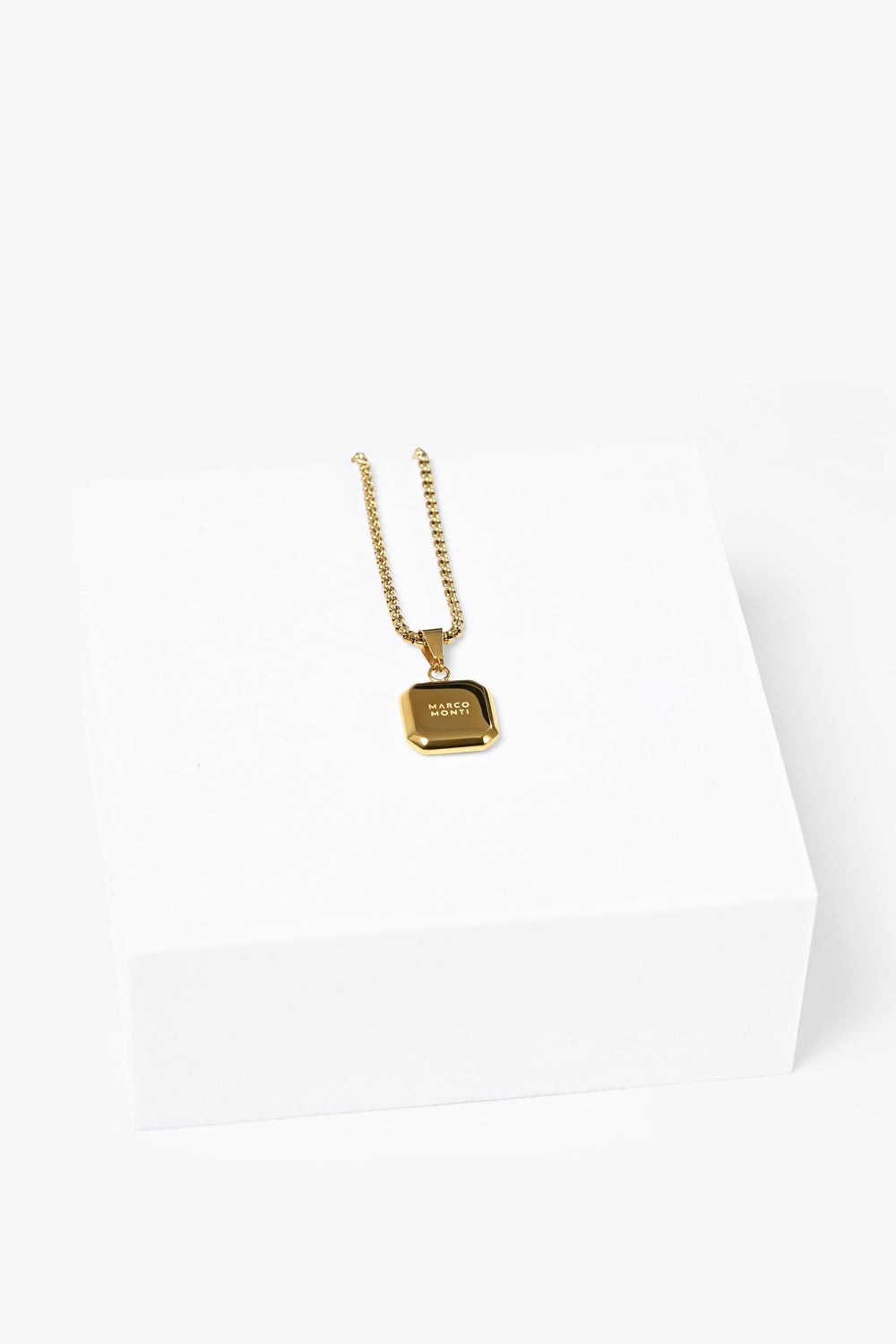 NECKLACE GOLD