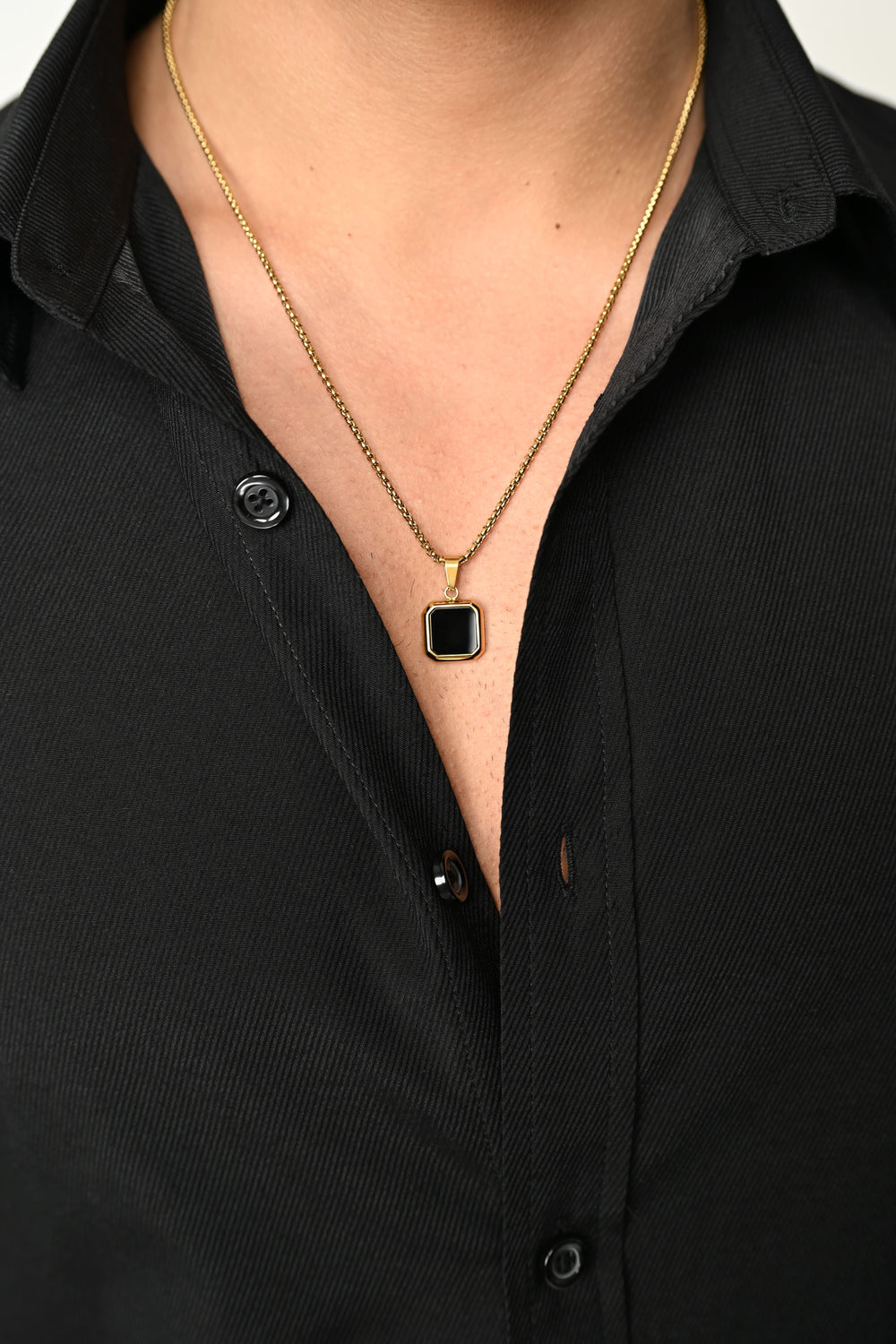 NECKLACE GOLD