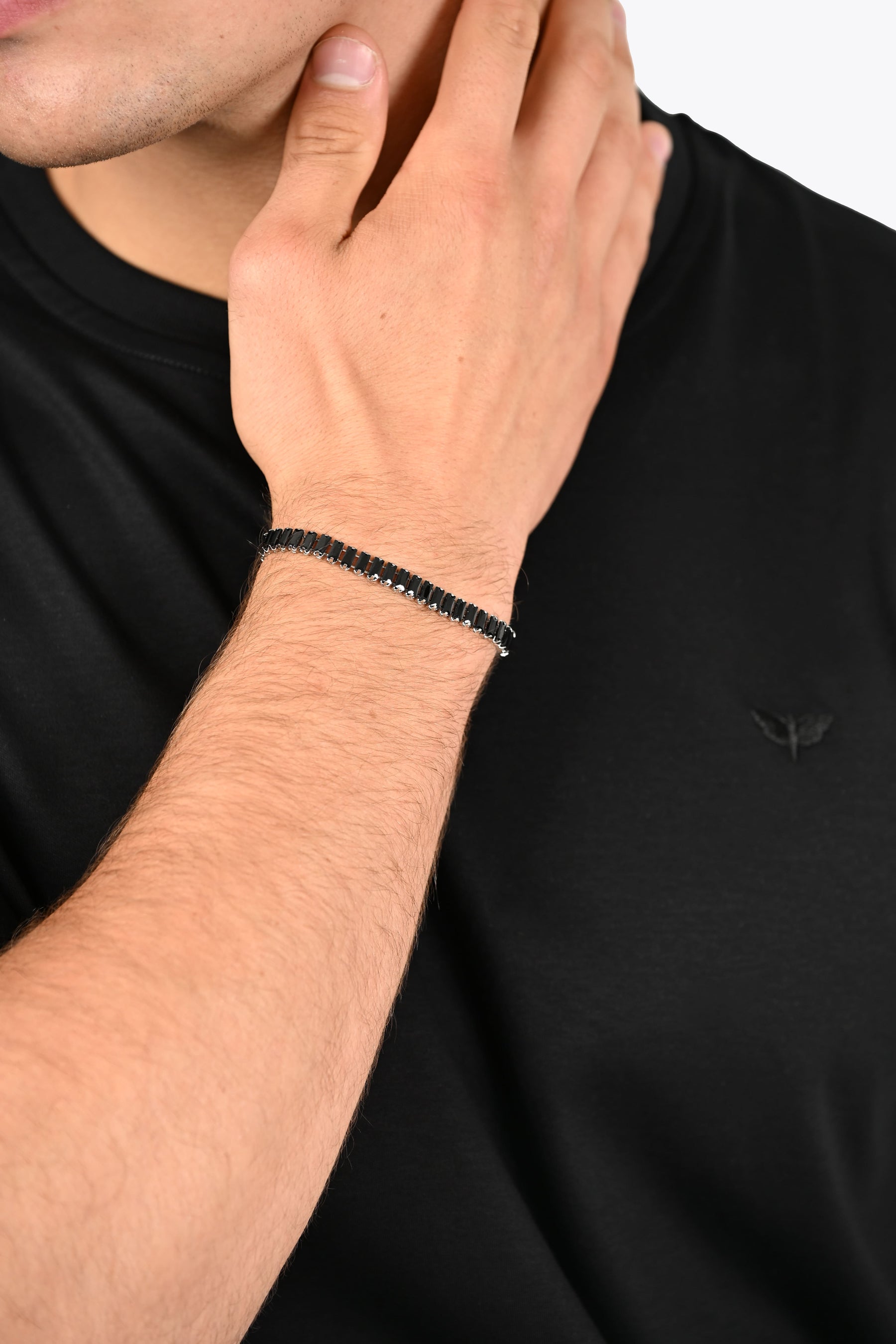 Pulsera Filo de Ónix (Pulsera para Hombre en Plata y Negro)