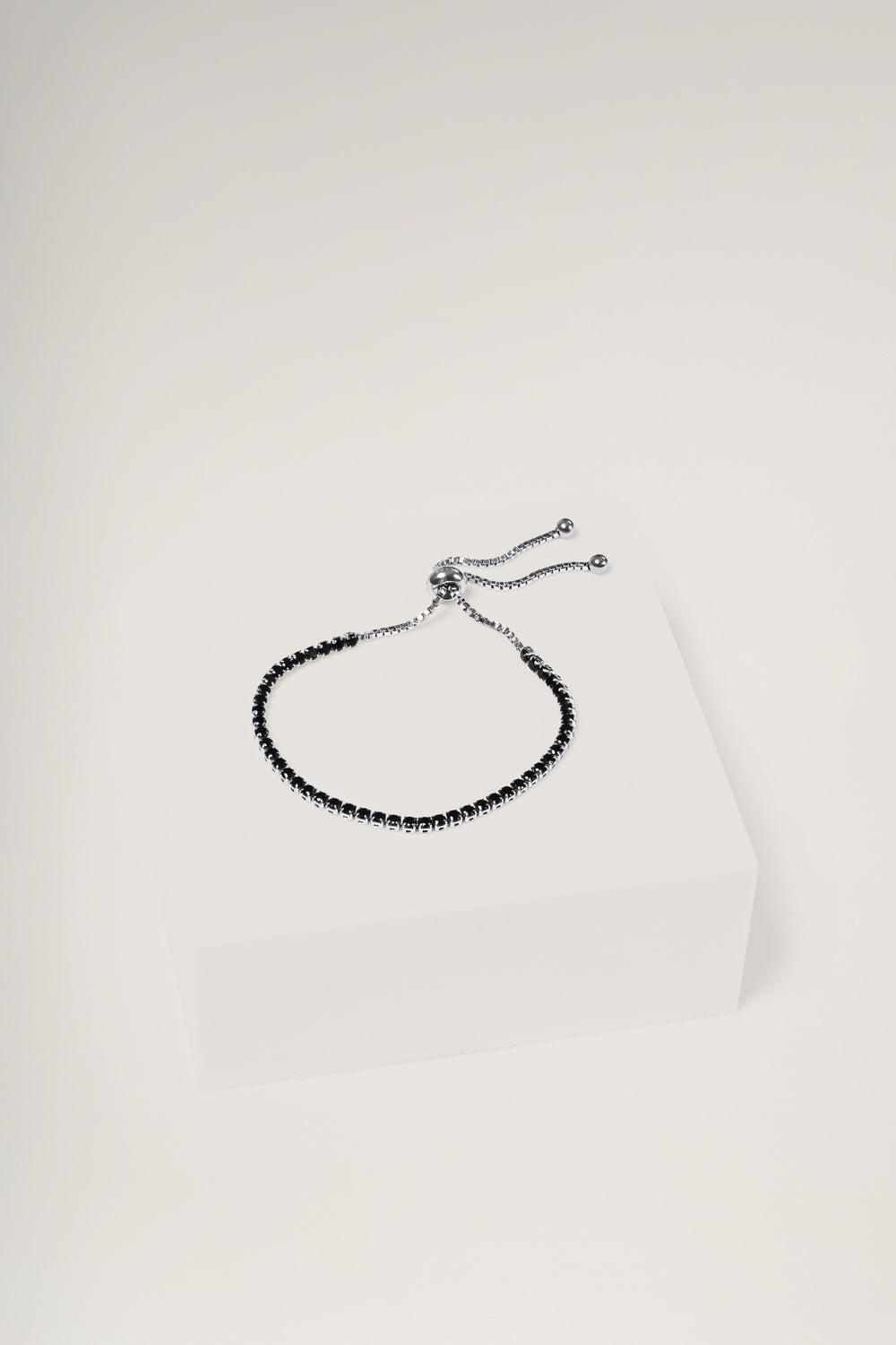 Titan Noir Bracelet (Men’s Minimalist Jewelry)