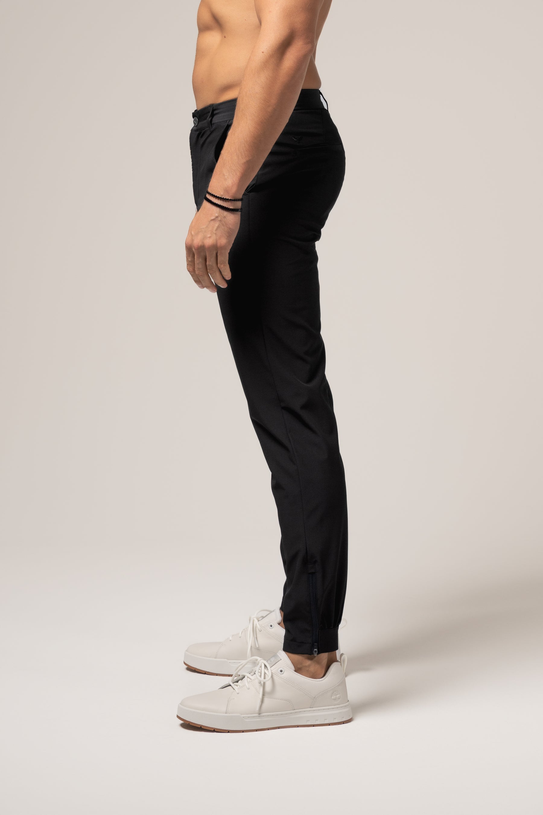 ﻿Sandro Performance Trousers | Nero Profondo