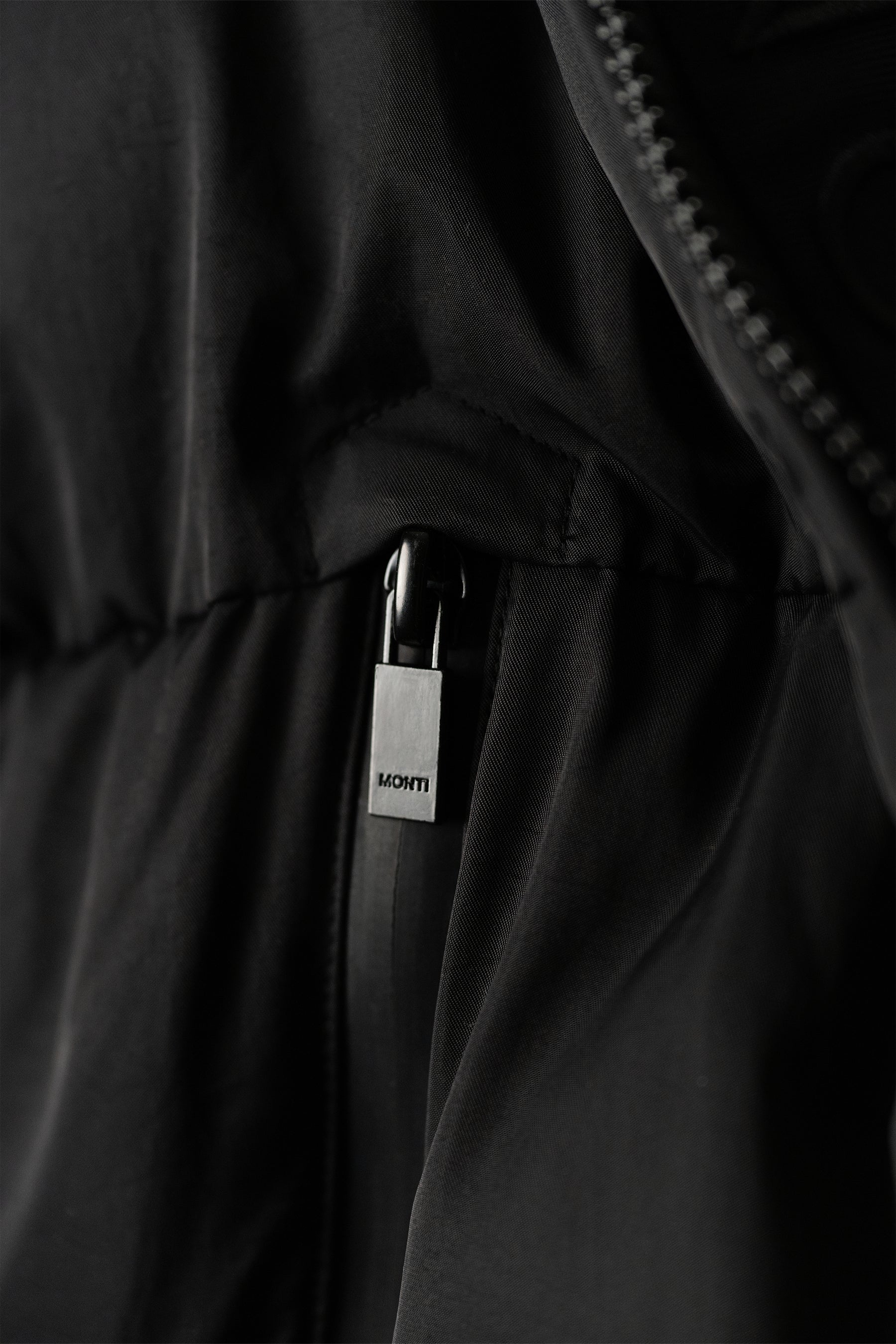 Stefano Technical Puffer | Nero Profondo