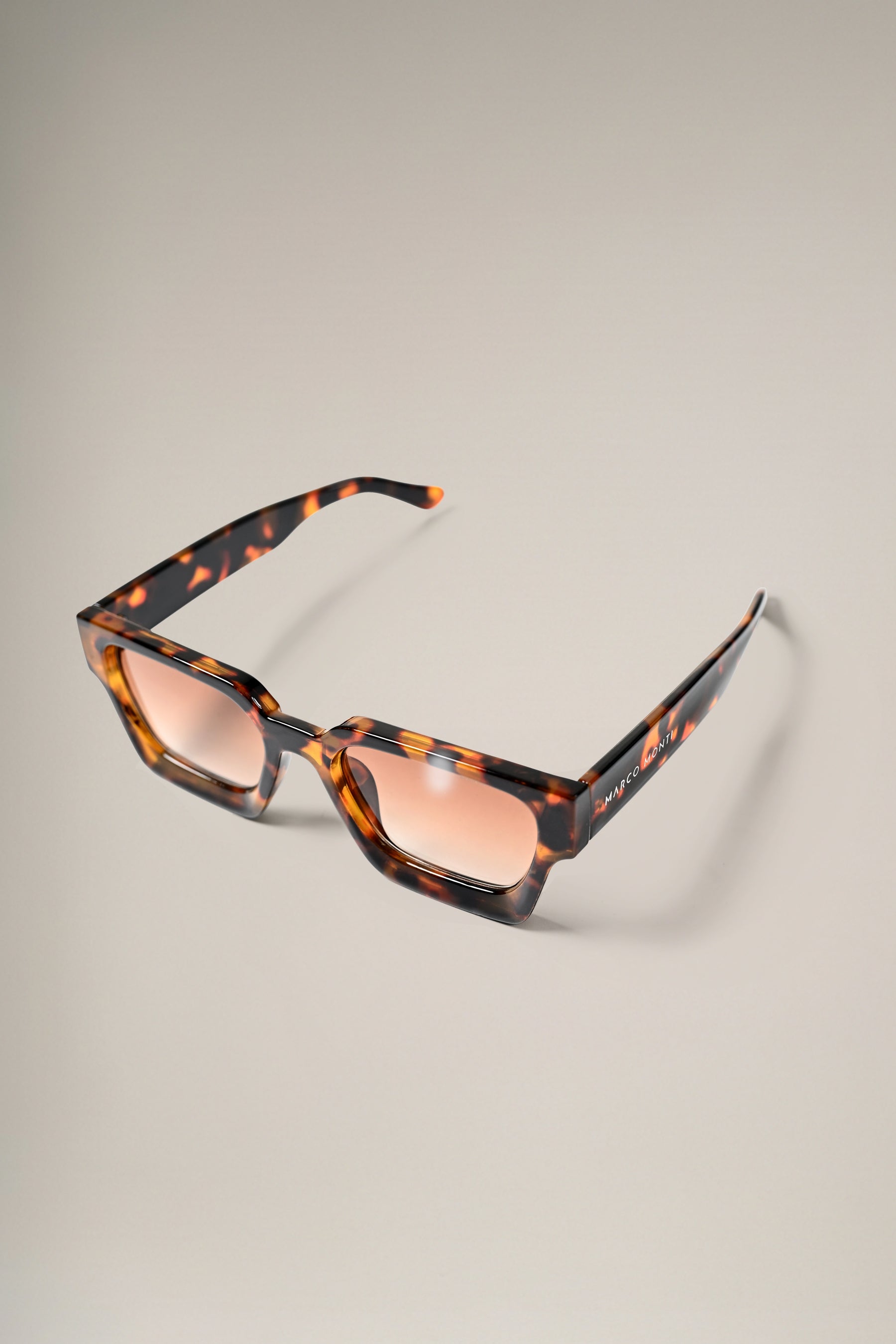 Riviera Square | Havana Tortoise