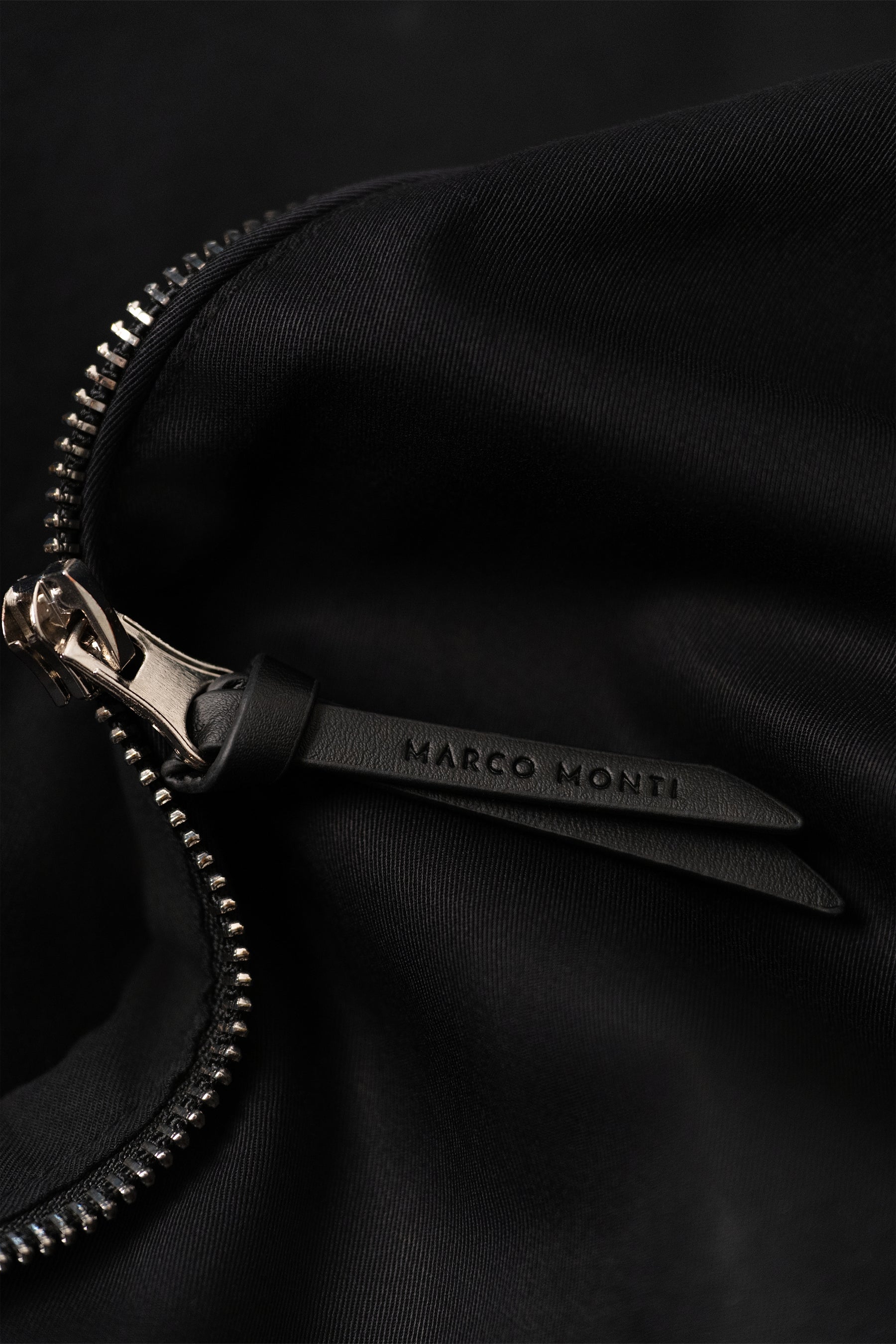 Dario Lightweight Bomber | Nero Profondo
