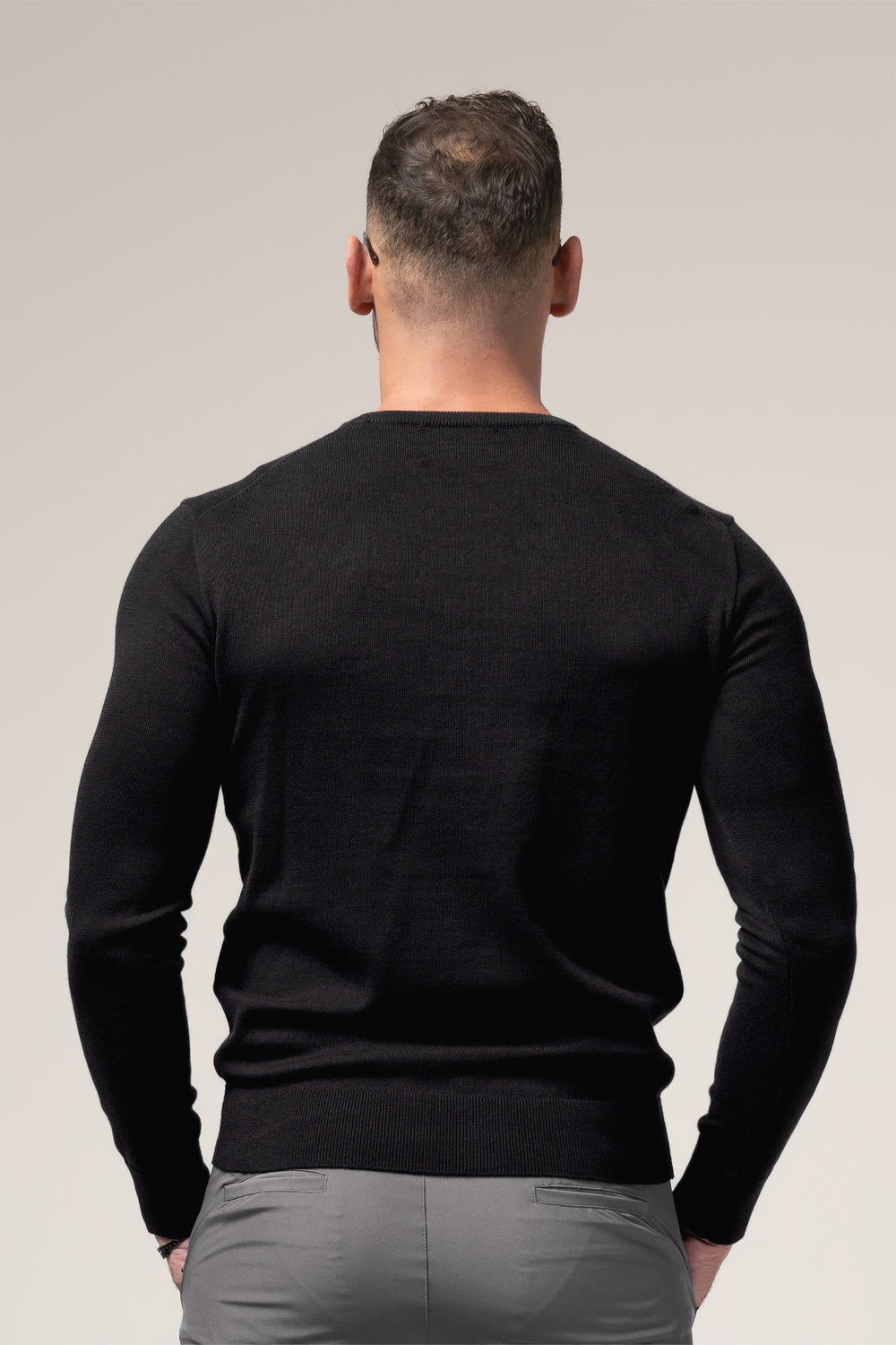 Novero Fine-Knit Crewneck | Nero Profondo