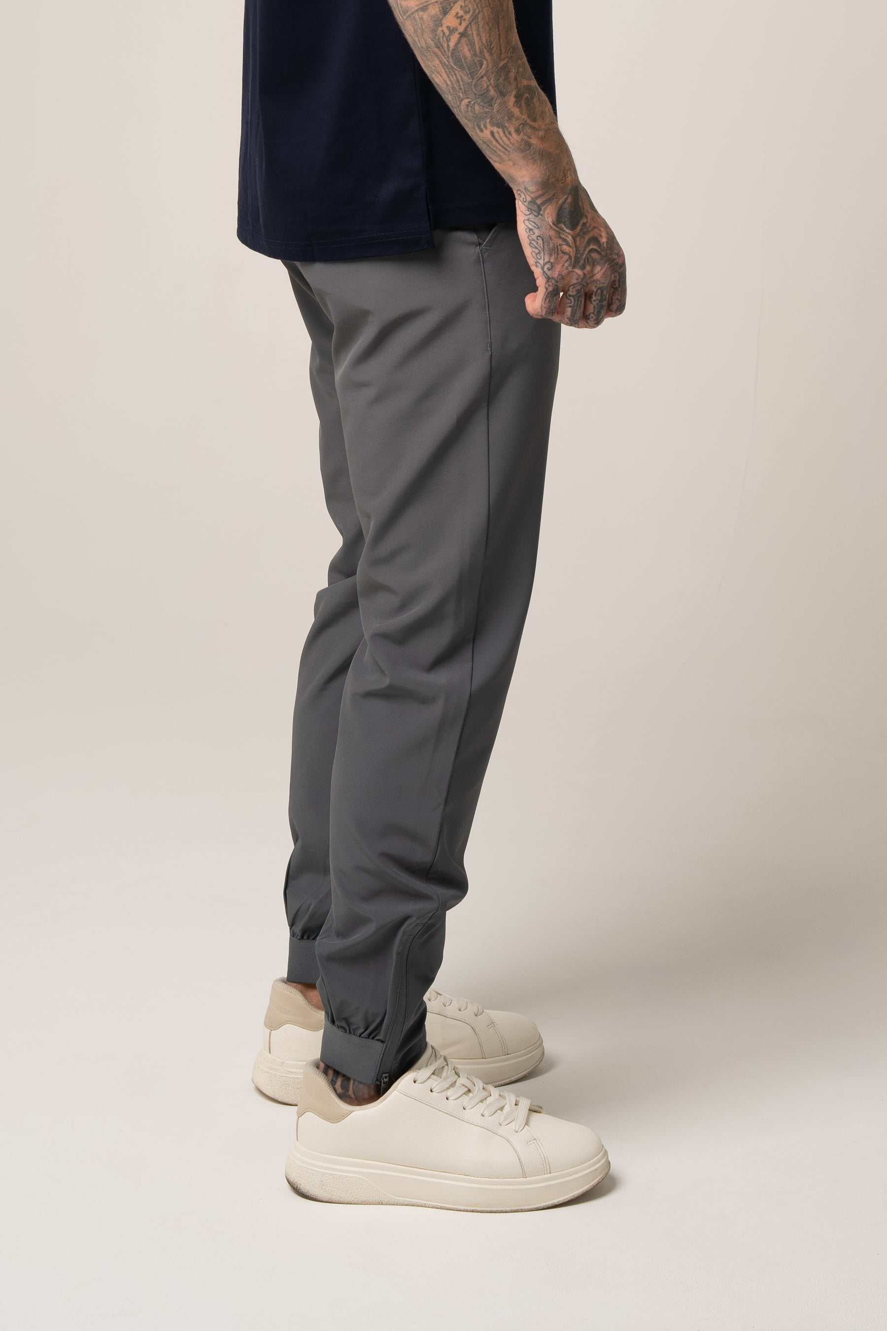 SANDRO tech stretch TROUSERS in GREY