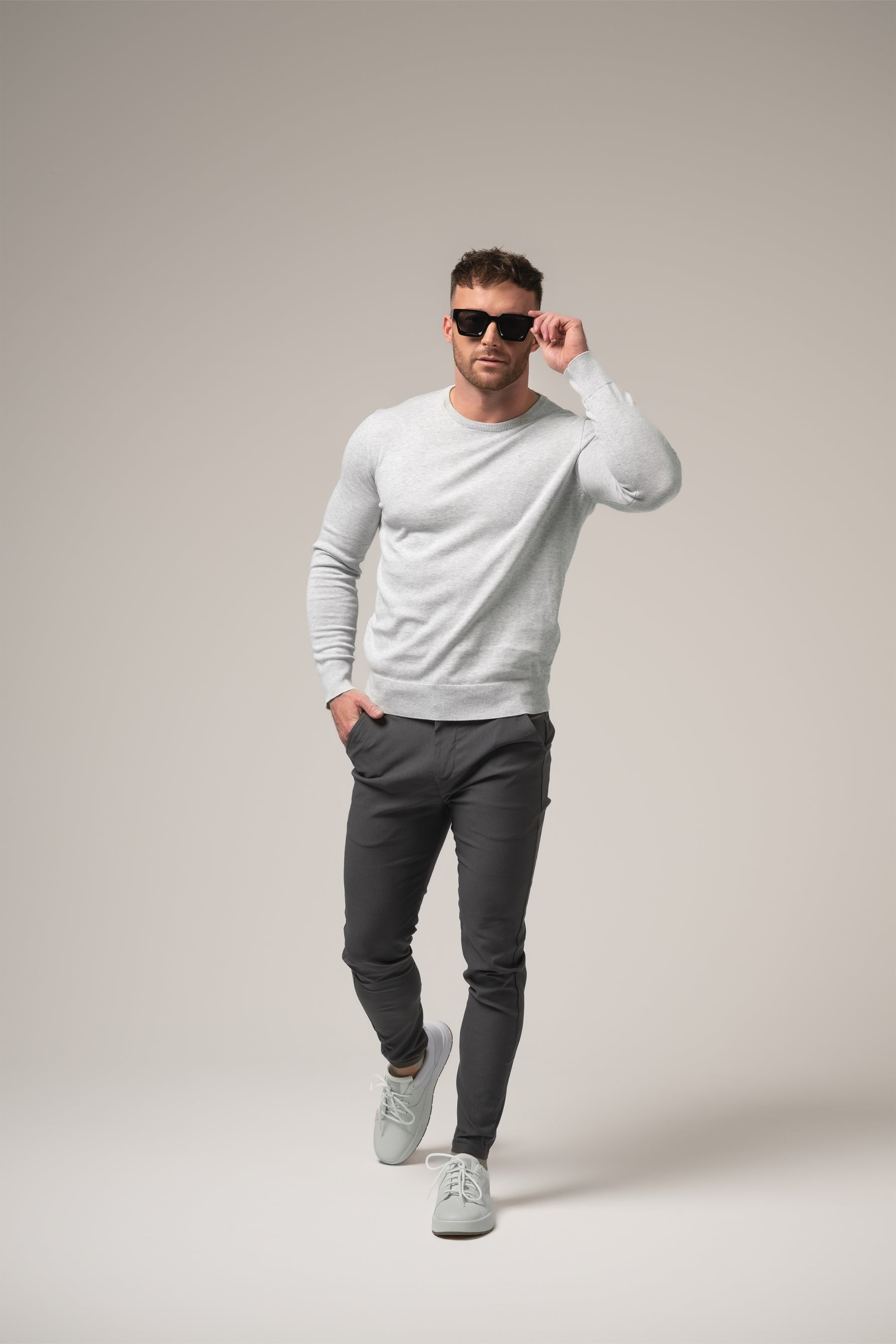 Novero Fine-Knit Crewneck | Grigio Pietra