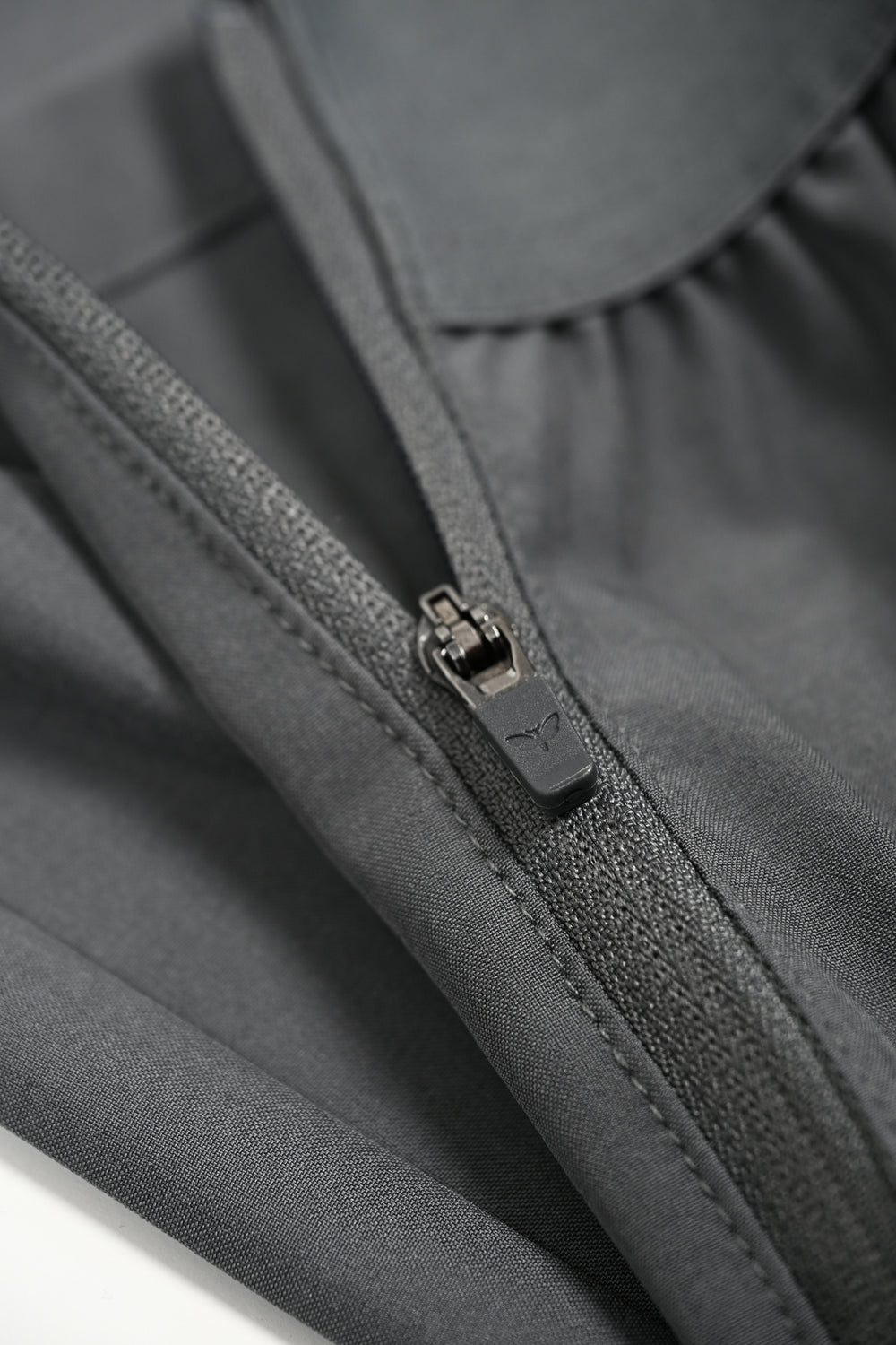 SANDRO tech stretch TROUSERS in GREY