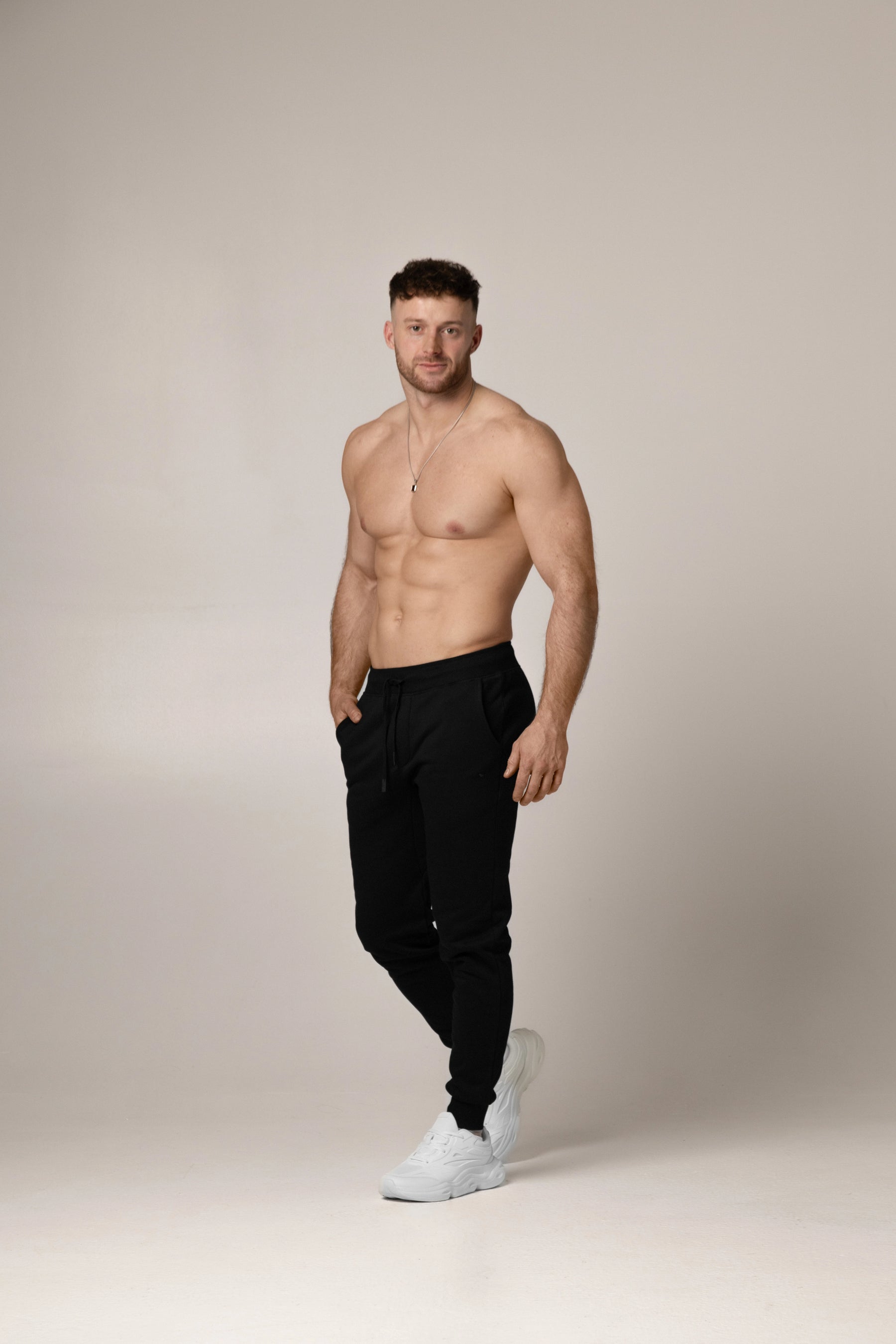 Marcello Heavyweight Joggers | Nero Profondo
