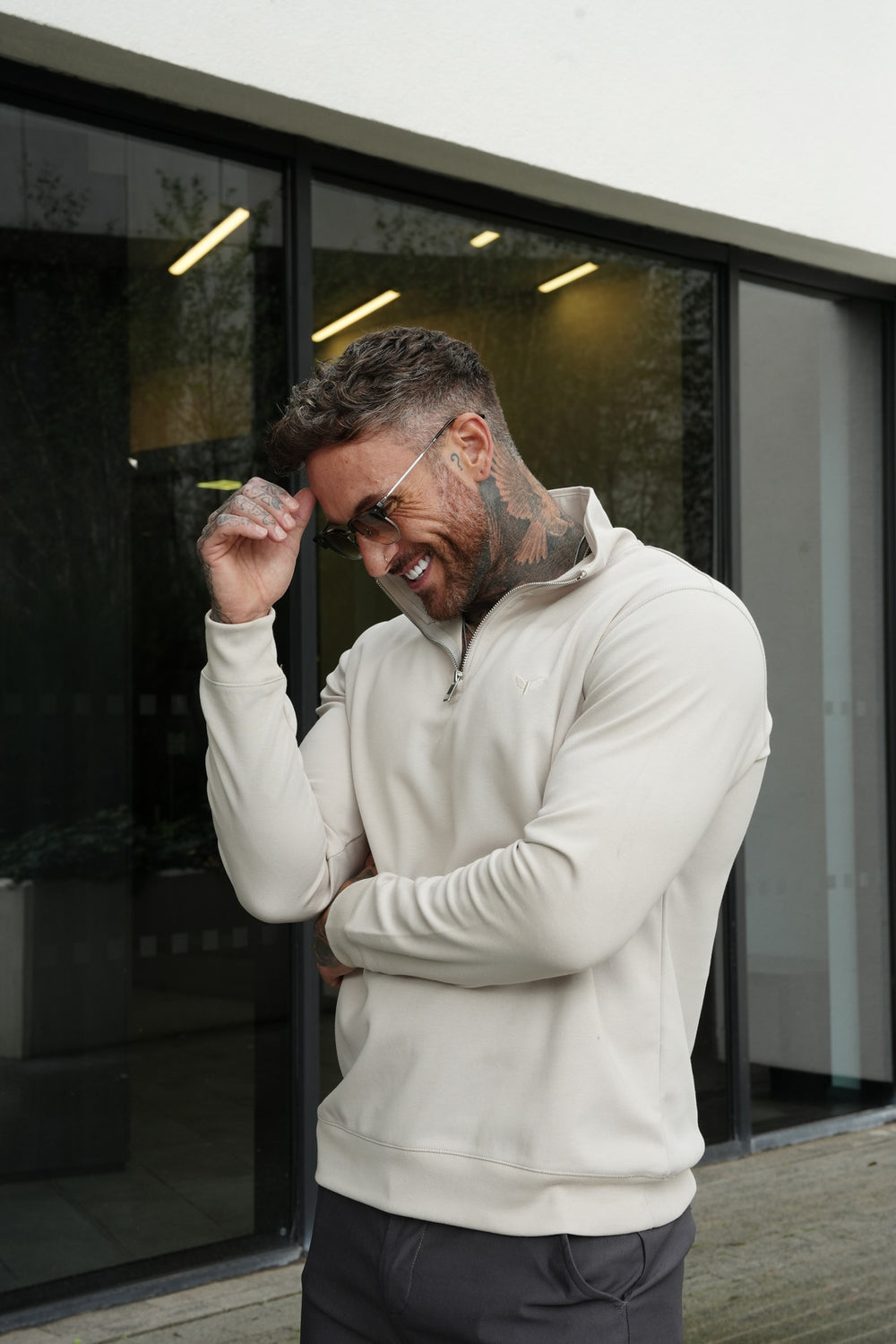 ALESSIO TOP CON CREMALLERA BEIGE - GRIS