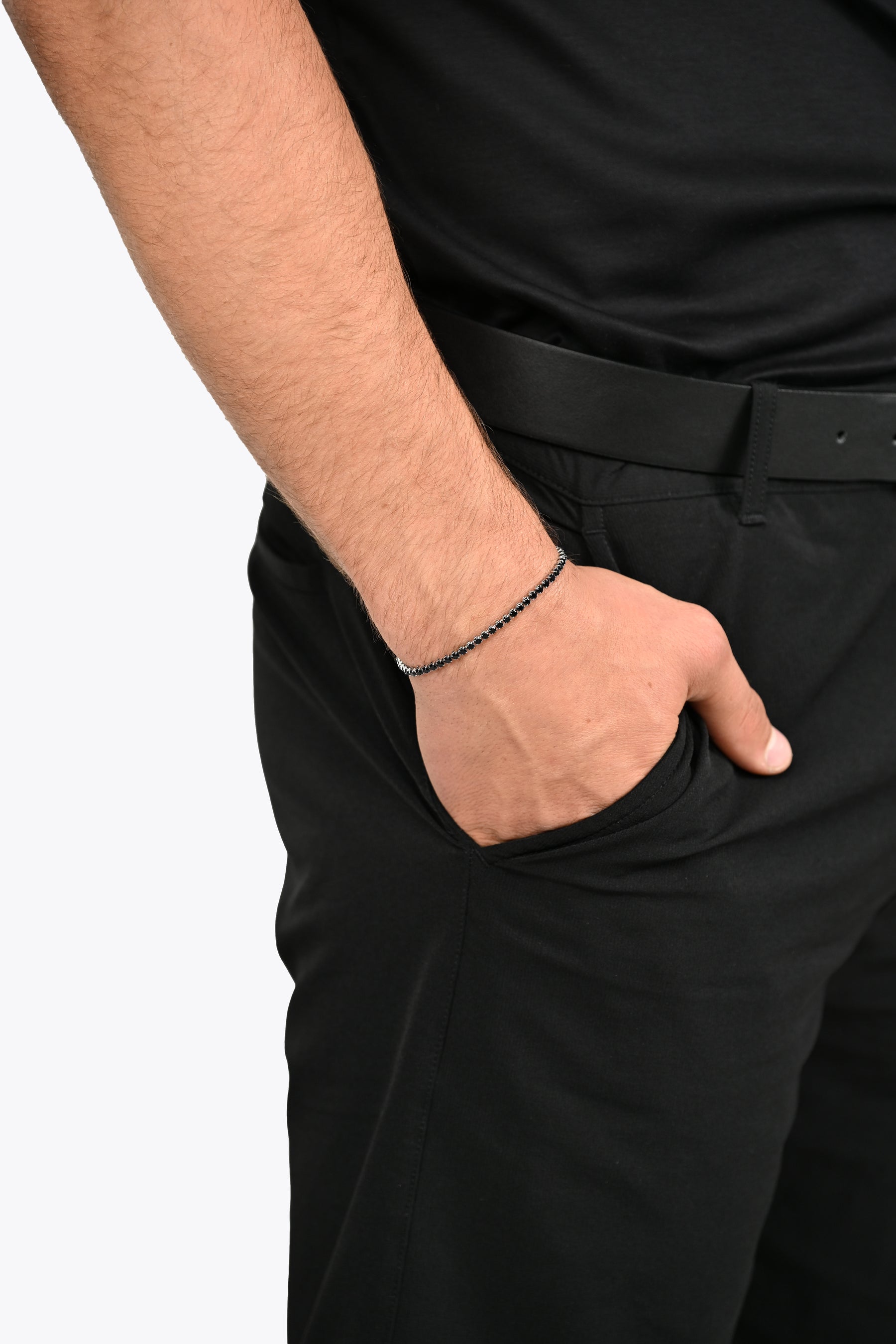 Bracelet Titan Noir (Bijou Minimaliste pour Homme)